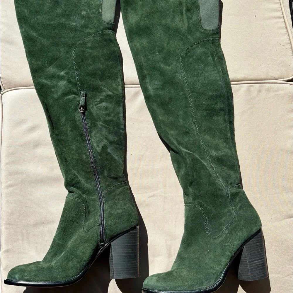 Over-The-Knee Green Suede Block Heel Women's Boots NWOT